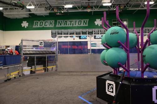 The reef and player station.